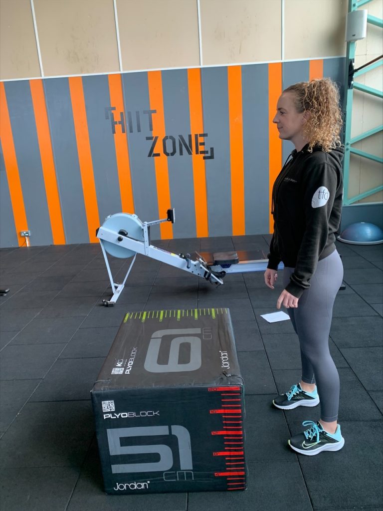 Box jumps using the plyo box