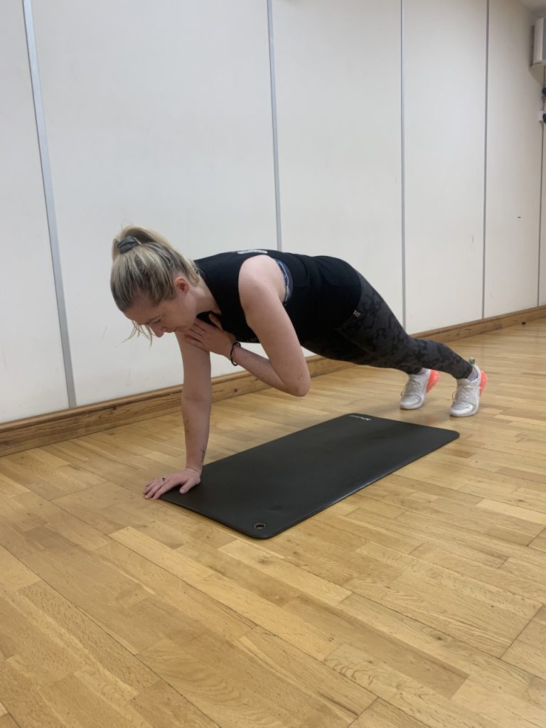 What Do Plank Shoulder Taps Work At Christopher Hannan Blog